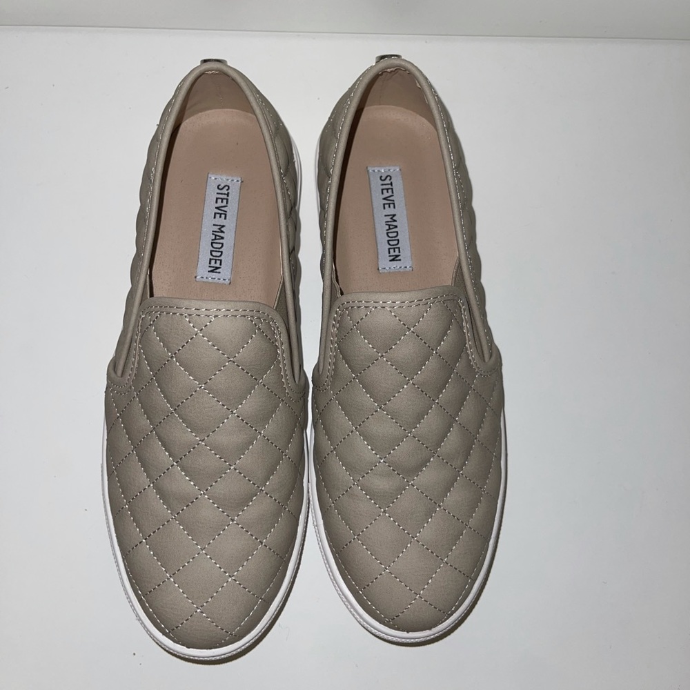 Steve Madden slip ons (never been worn)